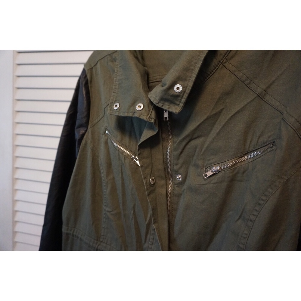Jacket - Picture 3 of 3
